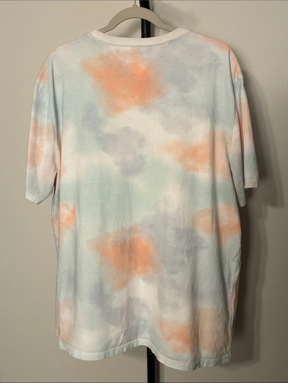 Tommy Hilfiger Pastel Tie-Dye Logo Tee - Light Blue, Peach & Light Gray XL